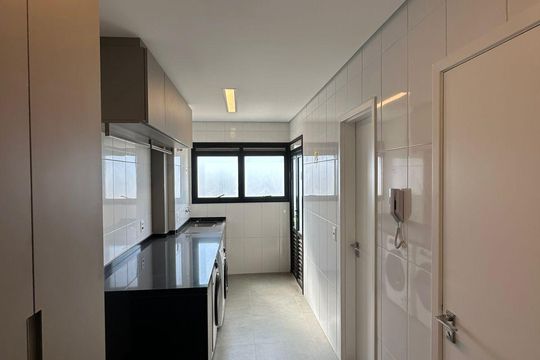 Apartamento à venda com 3 quartos, 227m² em Jardim Paulista, São Paulo