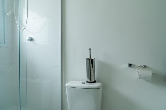 Banheiro de serviço de casa de condomínio para alugar com 4 quartos, 498m² em Mont Blanc, Votorantim