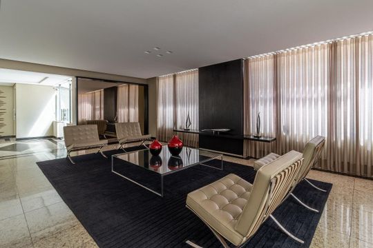 Apartamento à venda com 4 quartos, 150m² em Serra, Belo Horizonte