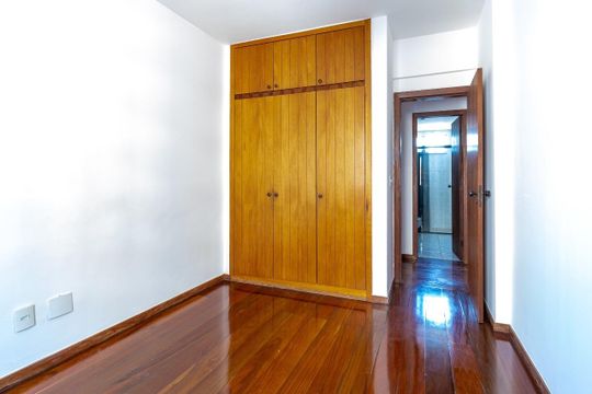 Apartamento à venda com 4 quartos, 150m² em Serra, Belo Horizonte