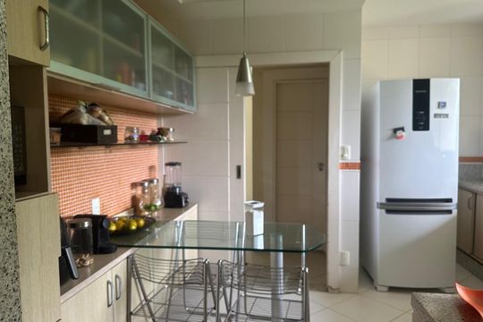 Casa de Condomínio para alugar com 3 quartos, 276m² em Sapê, Niterói