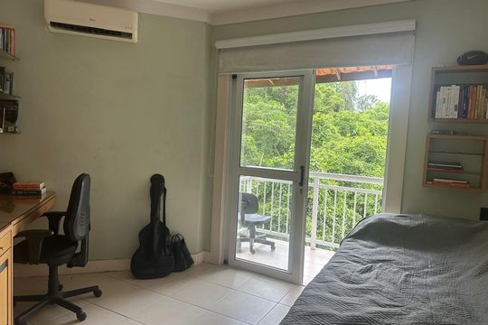 Casa de Condomínio para alugar com 3 quartos, 276m² em Sapê, Niterói