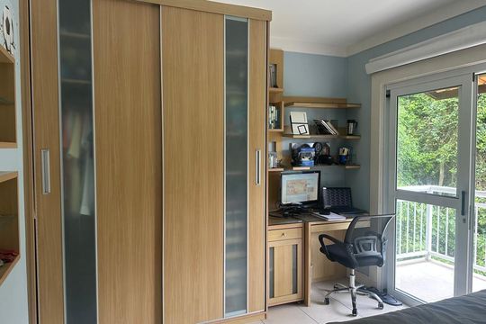 Casa de Condomínio para alugar com 3 quartos, 276m² em Sapê, Niterói