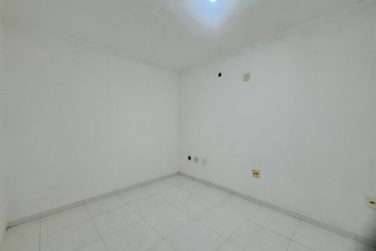 Quarto de kitnet/studio para alugar com 1 quarto, 43m² em Vila Galvão, Guarulhos