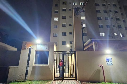 Fachada do condomínio de apartamento para alugar com 2 quartos, 44m² em Jardim Helian, São Paulo