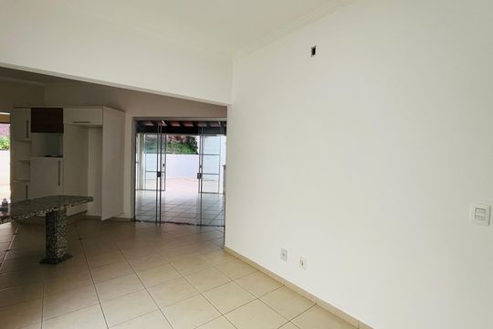 Casa à venda com 2 quartos, 120m² em Vila Industrial (campinas), Campinas