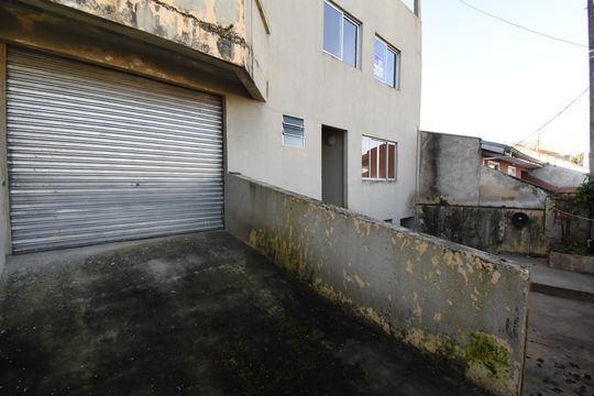 Área externa de casa à venda com 3 quartos, 260m² em Pilarzinho, Curitiba