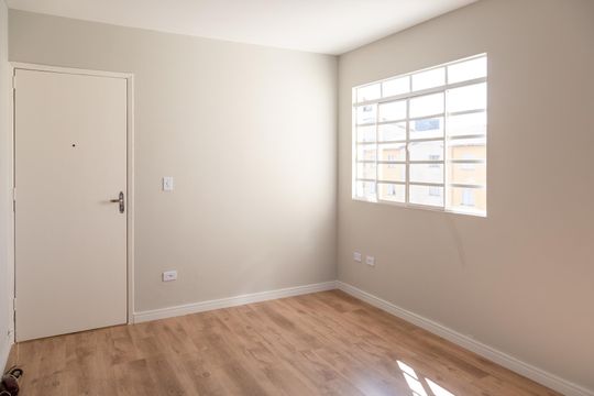 Sala de apartamento para alugar com 2 quartos, 45m² em Jardim Maria Dirce, Guarulhos