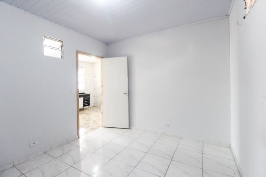 Quarto 1 de casa para alugar com 2 quartos, 62m² em São Miguel Paulista, São Paulo