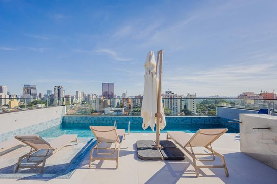 Piscina de apartamento à venda com 1 quarto, 28m² em Vila Madalena, São Paulo