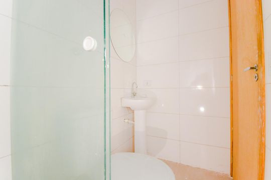 Banheiro de apartamento para alugar com 2 quartos, 40m² em Jardim Sao Luis (zona Norte), Guarulhos