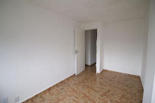Quarto 1 de apartamento à venda com 2 quartos, 56m² em Taquara, Rio de Janeiro