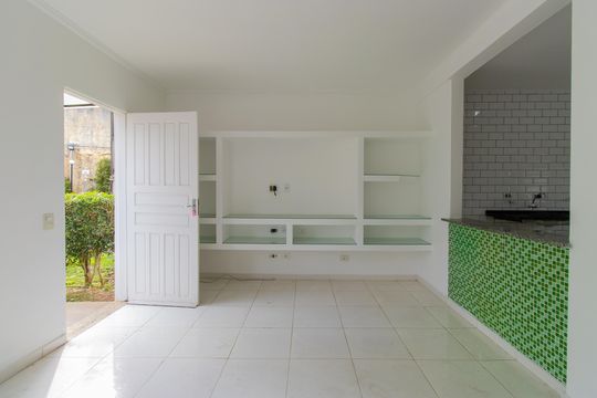 Casa de Condomínio para alugar com 2 quartos, 60m² em Chácara Canta Galo, Cotia
