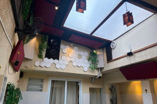 Fachada de casa para alugar com 1 quarto, 75m² em Vila Antonieta, São Paulo