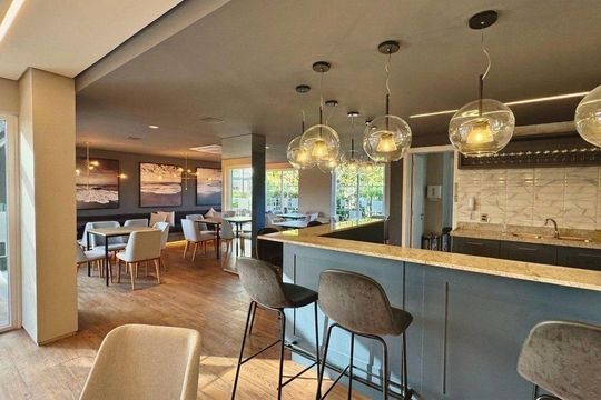 Salão de Festas de apartamento à venda com 3 quartos, 71m² em Jardim do Salso, Porto Alegre
