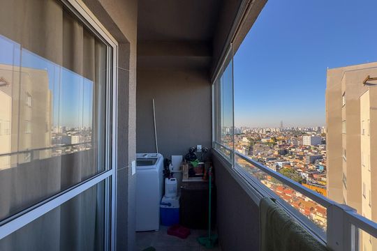 Sacada de apartamento à venda com 1 quarto, 45m² em Jardim São Luís, São Paulo