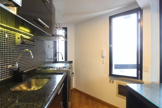 Cozinha de apartamento à venda com 1 quarto, 70m² em Planalto Paulista, São Paulo