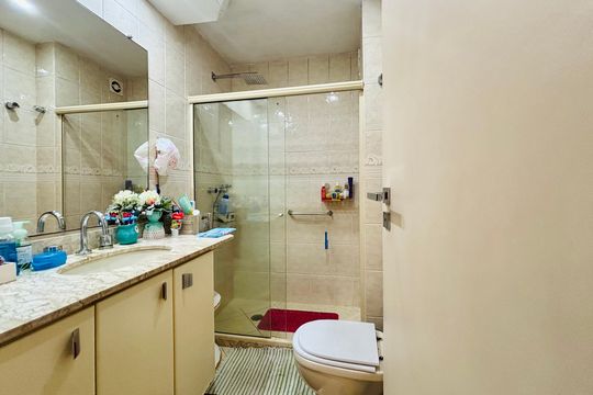 Apartamento à venda com 2 quartos, 80m² em Humaitá, Rio de Janeiro