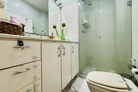 Apartamento à venda com 2 quartos, 80m² em Humaitá, Rio de Janeiro