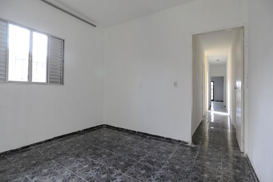 Sala de casa para alugar com 3 quartos, 110m² em Jundiapeba, Mogi das Cruzes