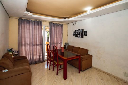 Casa à venda com 4 quartos, 204m² em Jardim Guanabara, Belo Horizonte