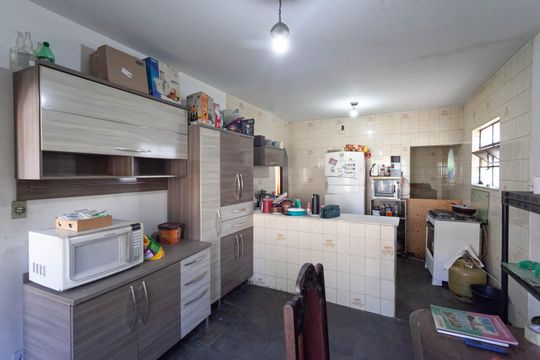 Copa de casa à venda com 3 quartos, 360m² em Kennedy, Contagem