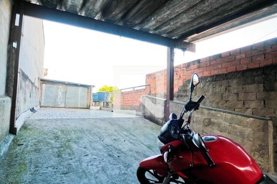 Garagem de casa à venda com 5 quartos, 175m² em Jardim Peri, São Paulo