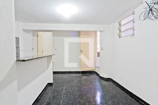 Casa à venda com 5 quartos, 175m² em Jardim Peri, São Paulo