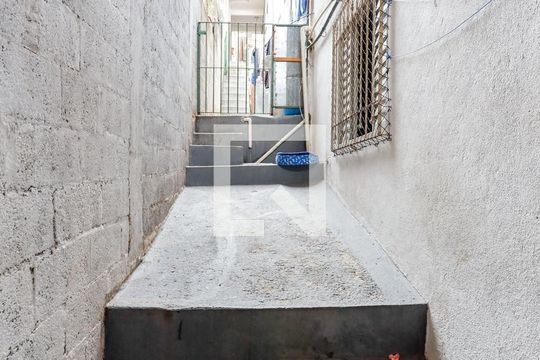 Corredor de casa à venda com 5 quartos, 175m² em Jardim Peri, São Paulo