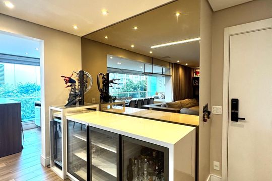 Apartamento à venda com 2 quartos, 134m² em Vila Anastácio, São Paulo