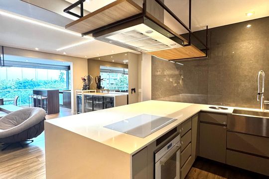 Apartamento à venda com 2 quartos, 134m² em Vila Anastácio, São Paulo