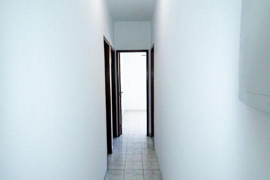 Corredor de casa para alugar com 2 quartos, 80m² em Vila da Penha, Rio de Janeiro