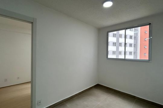 Sala de apartamento para alugar com 2 quartos, 37m² em Usina Piratininga, São Paulo