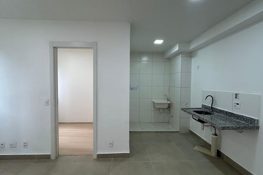 Sala de apartamento para alugar com 2 quartos, 37m² em Usina Piratininga, São Paulo