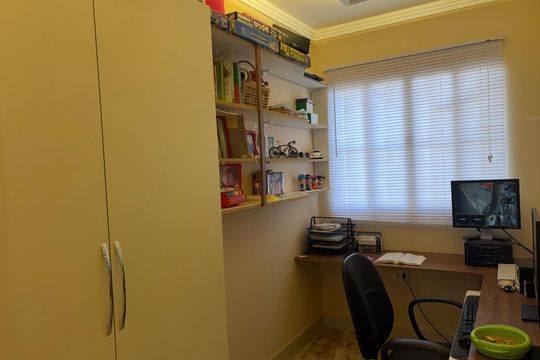 Escritório de casa para alugar com 2 quartos, 125m² em Vila Antonieta, São Paulo