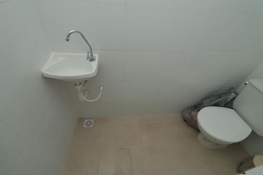 Banheiro da Garagem de casa para alugar com 2 quartos, 160m² em Ipiranga, São Paulo