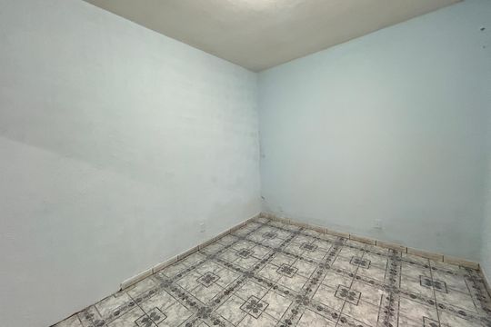 Sala/Quarto casa 2 de casa de condomínio para alugar com 2 quartos, 100m² em Praça Seca, Rio de Janeiro