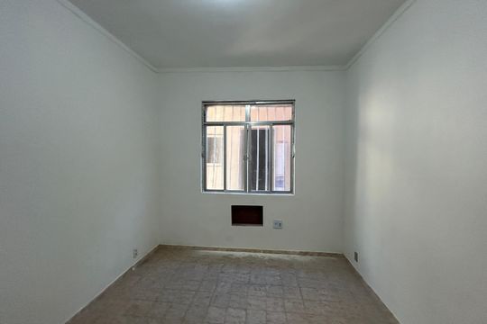 Quarto 2 de casa de condomínio para alugar com 2 quartos, 100m² em Praça Seca, Rio de Janeiro