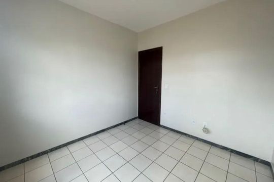 Sala de apartamento para alugar com 3 quartos, 85m² em Serrano, Belo Horizonte