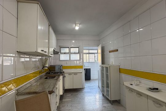 Cozinha de apartamento para alugar com 3 quartos, 136m² em Boqueirão, Santos
