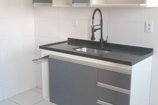 Cozinha de apartamento para alugar com 2 quartos, 40m² em Vila Andrade, São Paulo