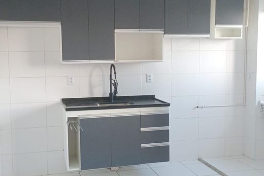 Cozinha de apartamento para alugar com 2 quartos, 40m² em Vila Andrade, São Paulo
