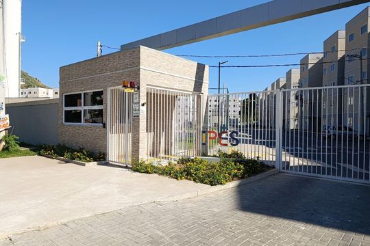 Fachada do condomínio de apartamento para alugar com 2 quartos, 45m² em Campo Grande, Rio de Janeiro
