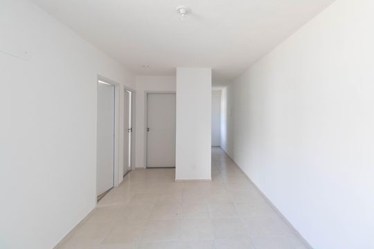 Sala de apartamento para alugar com 2 quartos, 45m² em Campo Grande, Rio de Janeiro