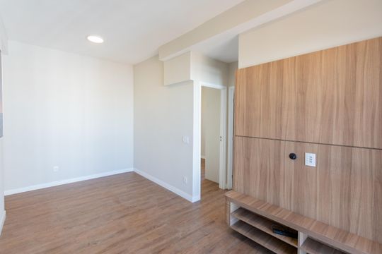 Sala de apartamento para alugar com 2 quartos, 55m² em Taquaral, Campinas