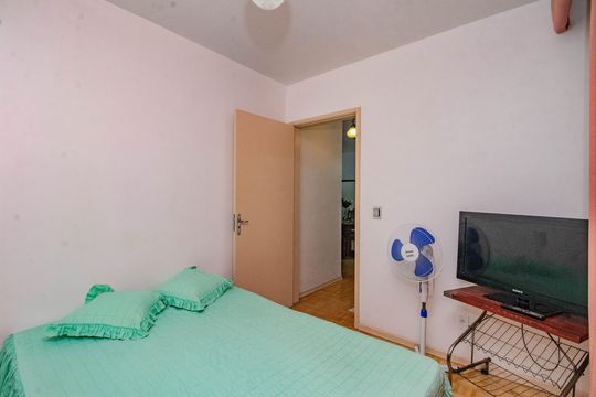 Quarto de apartamento para alugar com 1 quarto, 40m² em Santa Cecília, Porto Alegre