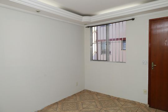 Sala de apartamento para alugar com 2 quartos, 50m² em Chacara Dona Olivia, Ferraz de Vasconcelos