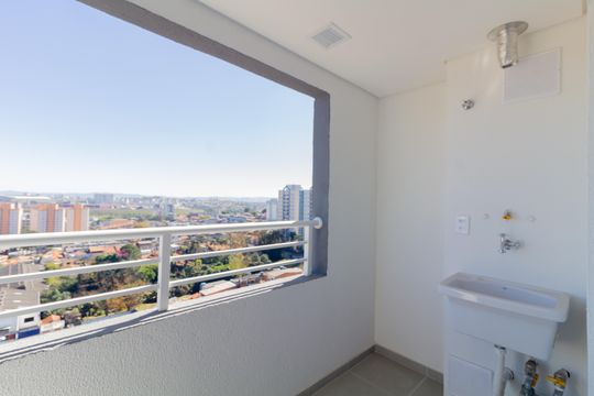 Sacada de apartamento à venda com 2 quartos, 40m² em Itaquera, São Paulo