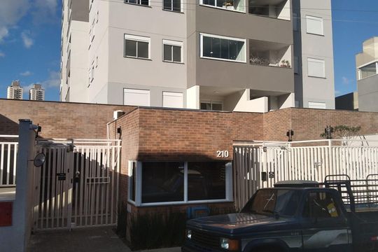 Fachada de apartamento para alugar com 2 quartos, 40m² em Parada Inglesa, São Paulo
