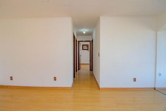 Sala de apartamento para alugar com 3 quartos, 74m² em Sarandi, Porto Alegre